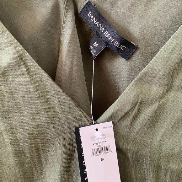 BR - NWT Blouse- M - Picture 6 of 6